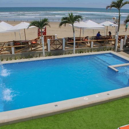 מונטניטה Hanga Roa Hotel מראה חיצוני תמונה