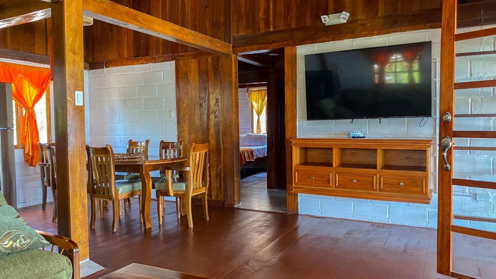 מונטניטה Hanga Roa Hotel חדר תמונה