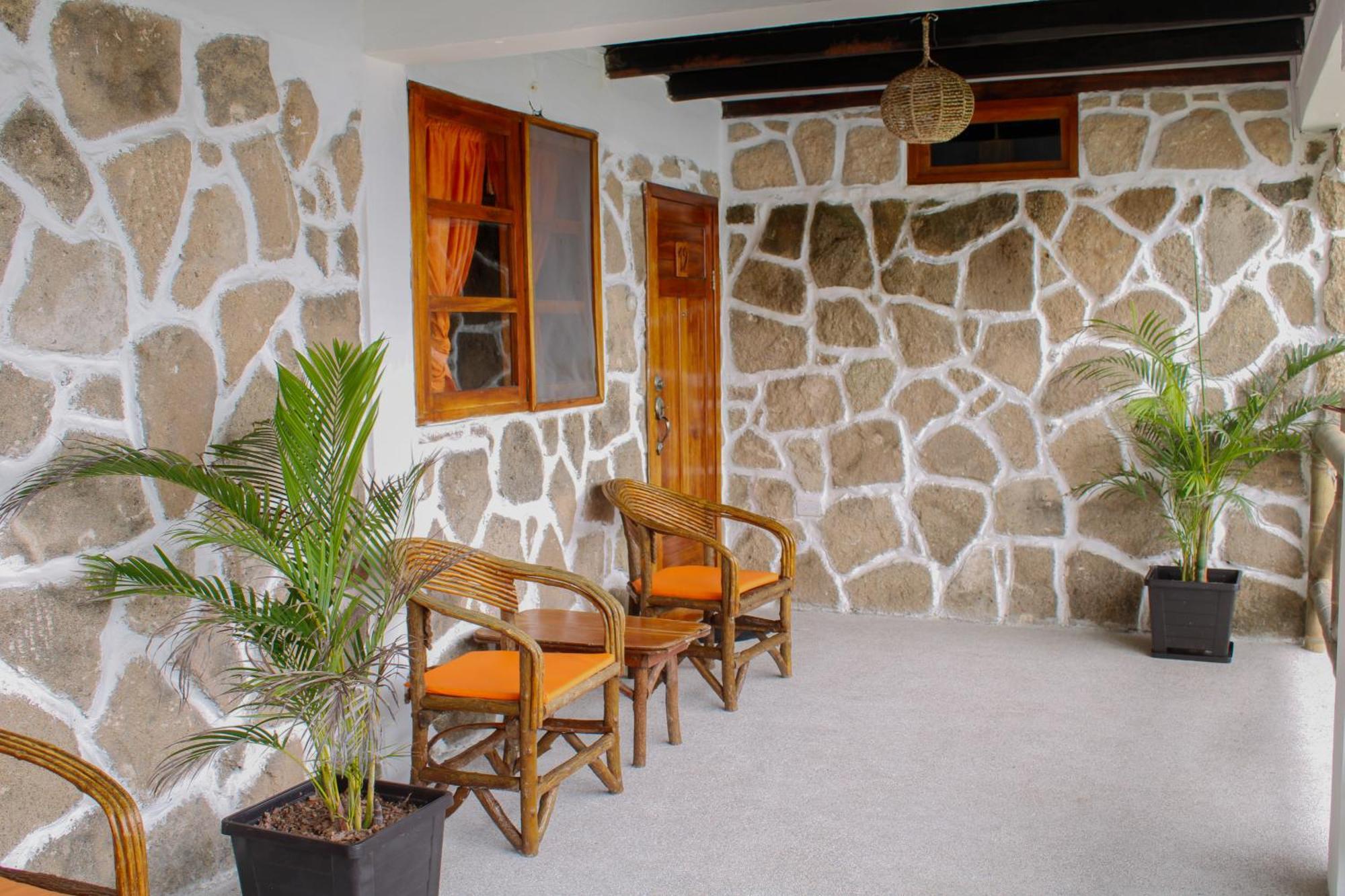 מונטניטה Hanga Roa Hotel מראה חיצוני תמונה